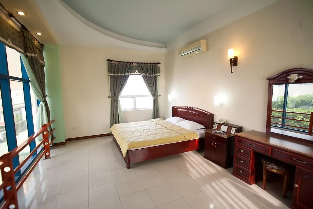 Golden Gate 1 Hotel Da Nang