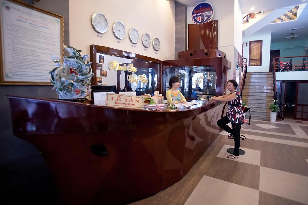 Golden Gate 1 Hotel Da Nang