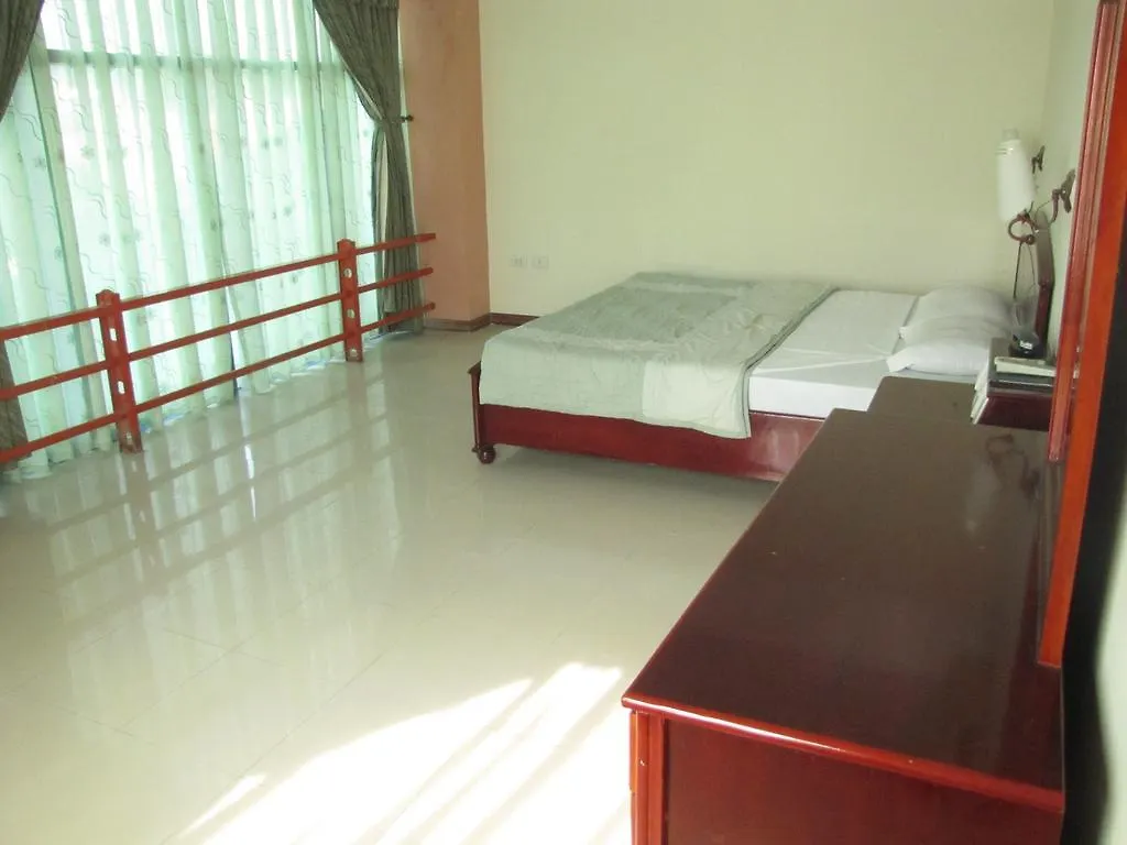 Golden Gate 1 Hotel Da Nang 2*,