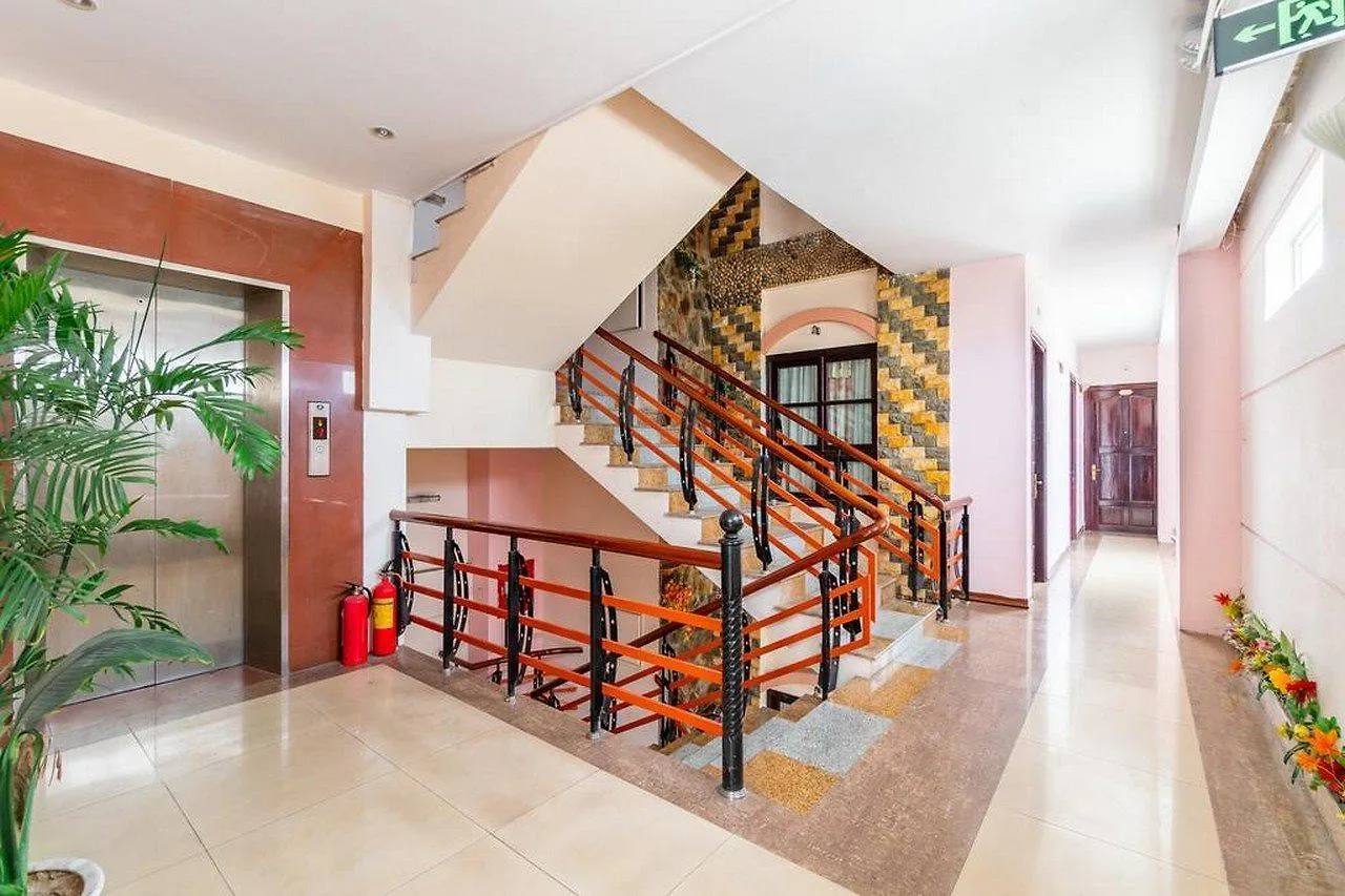Golden Gate 1 Hotel Da Nang 2*,