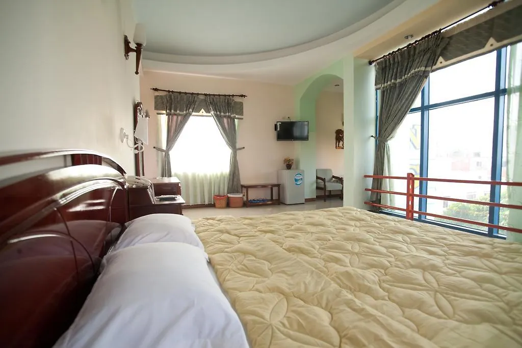 Golden Gate 1 Hotel Da Nang