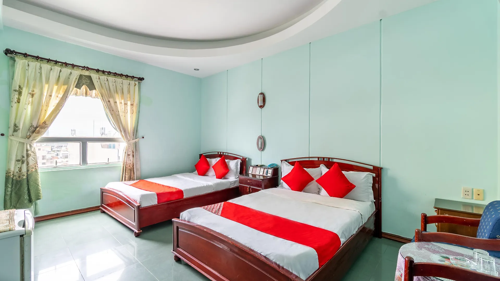 Golden Gate 1 Hotel Da Nang