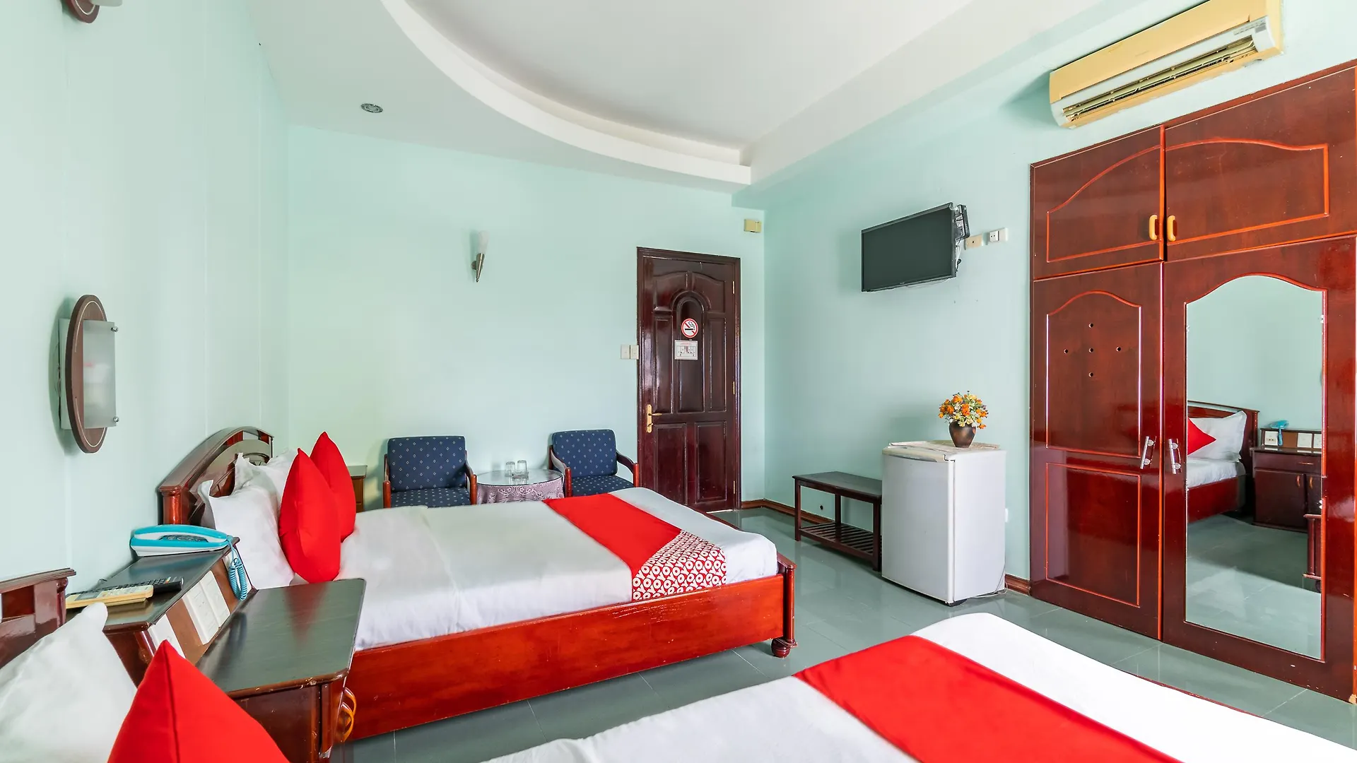 Golden Gate 1 Hotel Da Nang