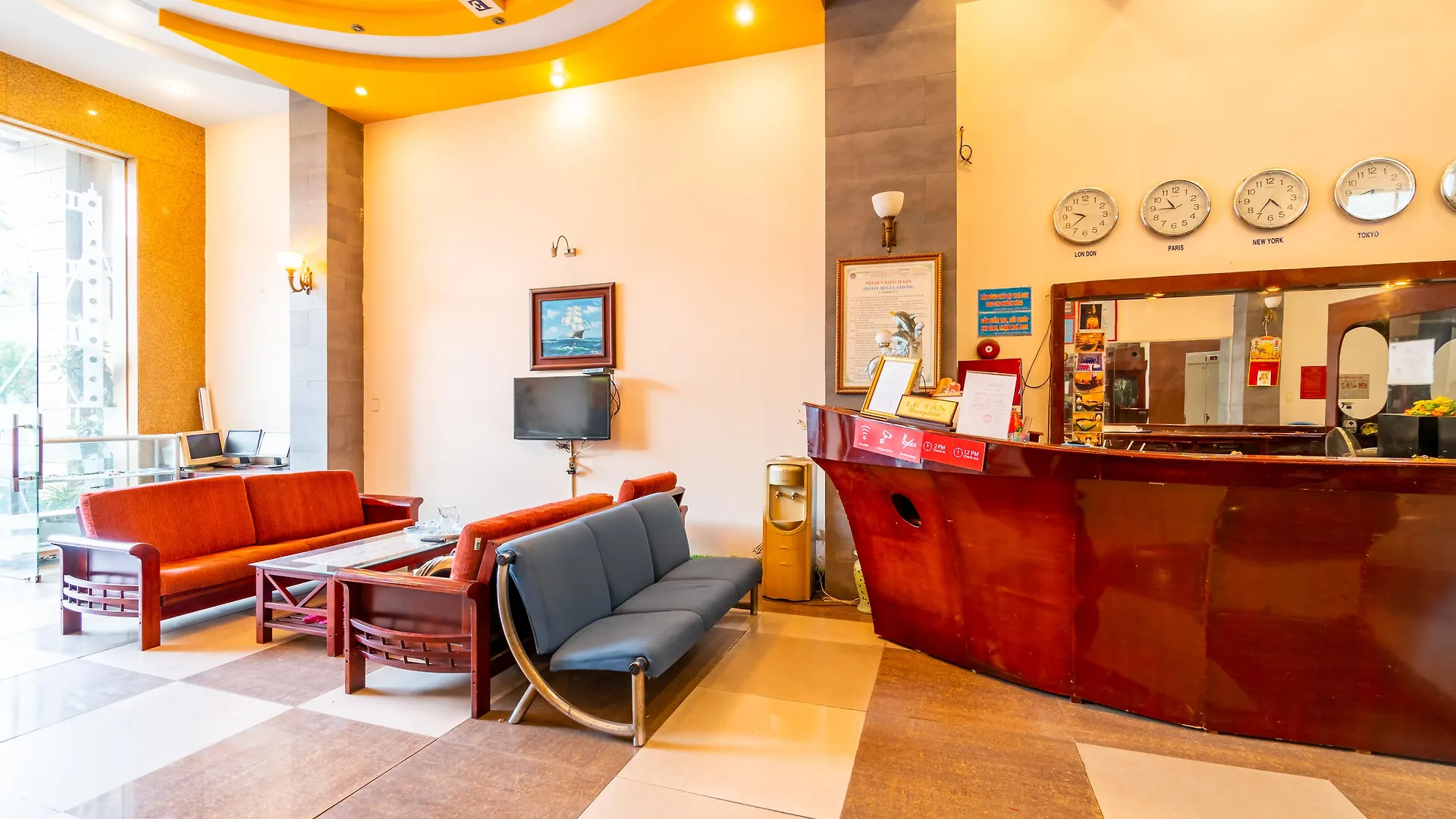 **  Golden Gate 1 Hotel Da Nang Vietnam